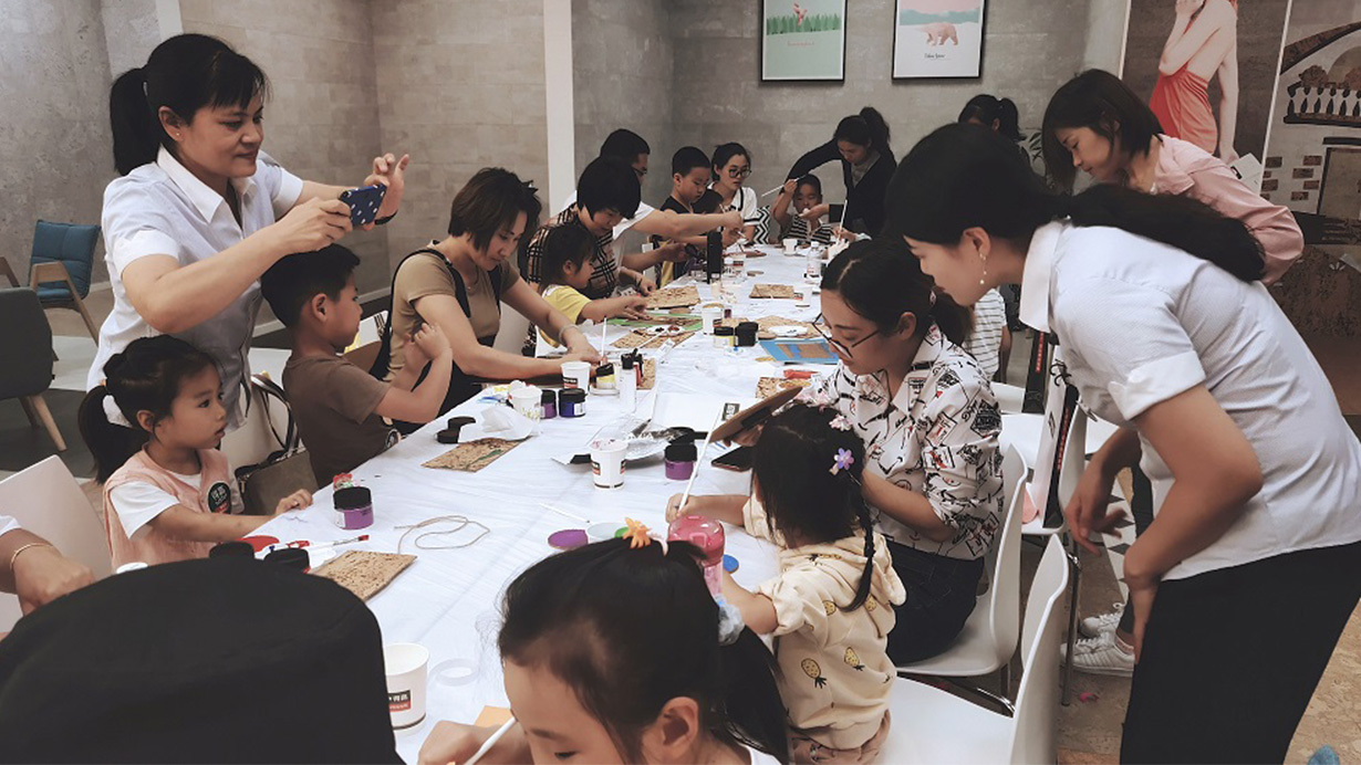 绿巨人黄色软件下载软木年艺术手作青岛站首站告捷，暖心巨献 21