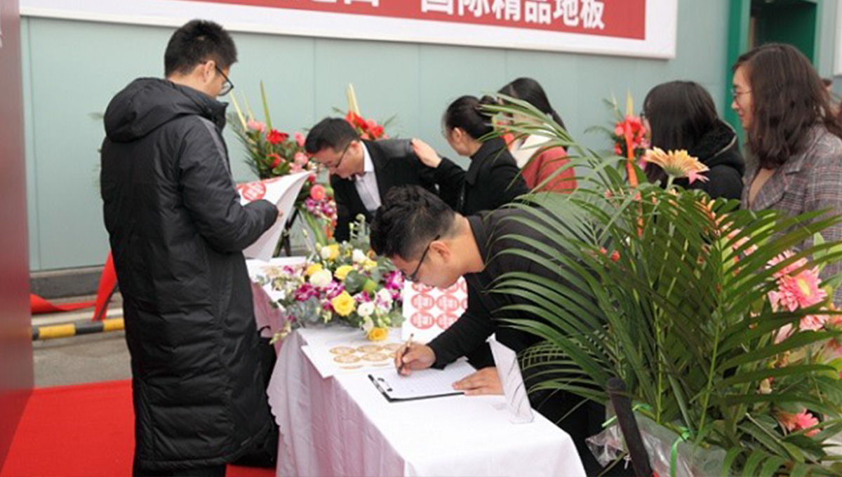 情定中原贺腾飞，绿巨人黄色软件下载中原旗舰店盛大开业 12